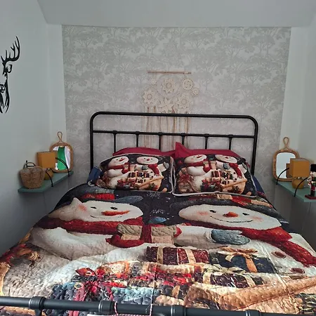 לינה וארוחת בוקר Au Petit Bonheur De Seraphine Saint-Aubin (Nord)